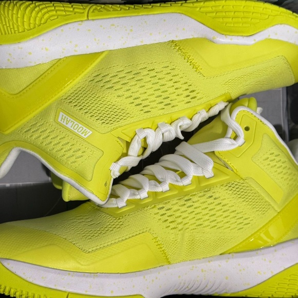 Moolah Shoes - Moolah Women’s Basketball Shoes size 8